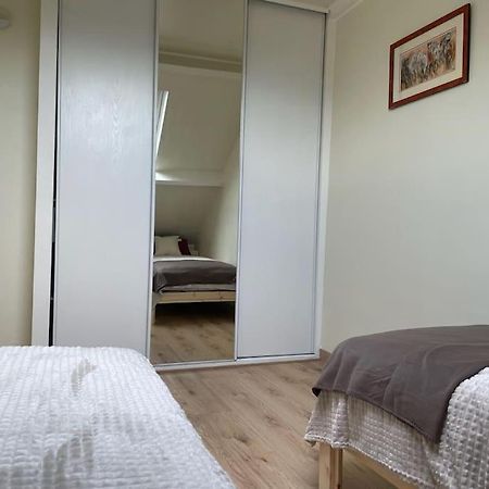 Tiny Paradise - 2 Bedrooms Apartment Montigny-sur-Loing Exteriör bild