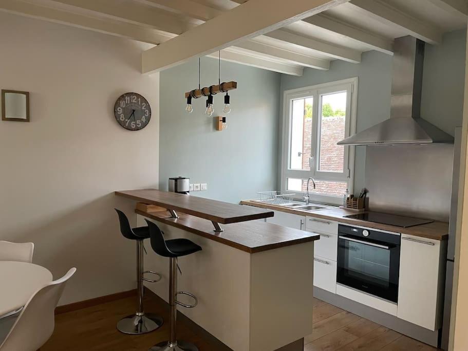 Tiny Paradise - 2 Bedrooms Apartment Montigny-sur-Loing Exteriör bild