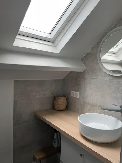 Tiny Paradise - 2 Bedrooms Apartment Montigny-sur-Loing Exteriör bild